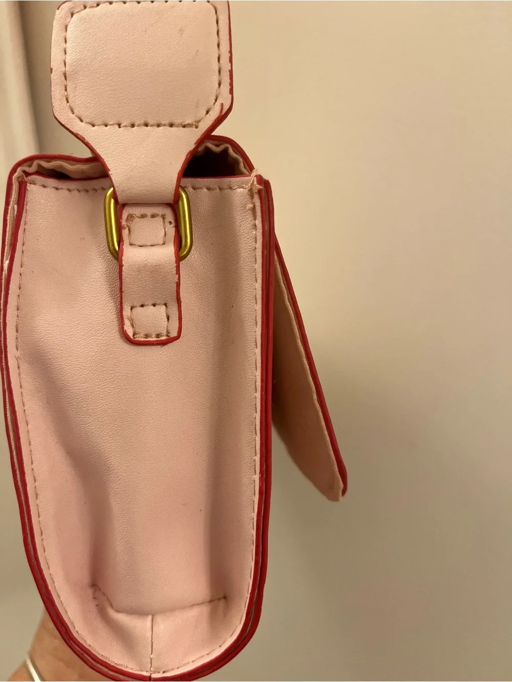 FAO Schwarz Pink Embossed Crossbody Purse – Like New